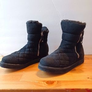 Madden Girl Downwind Women's Puffer Ankle Boots Size 8M Black